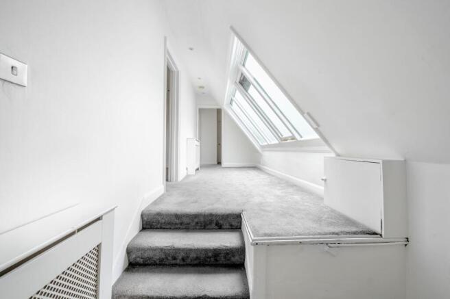 2 bed Apartment for sale Image 8