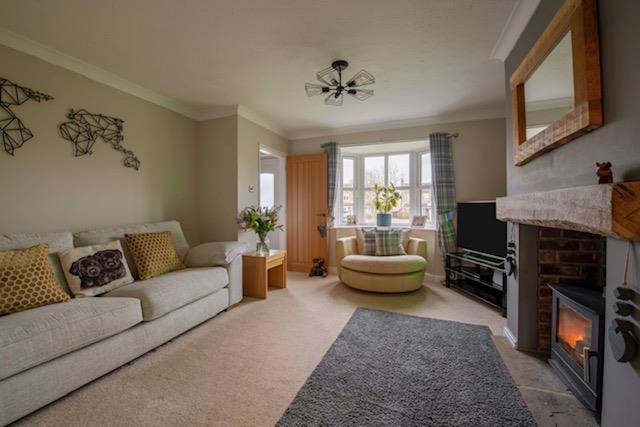thumbnail_Kirsty's House -14.jpg