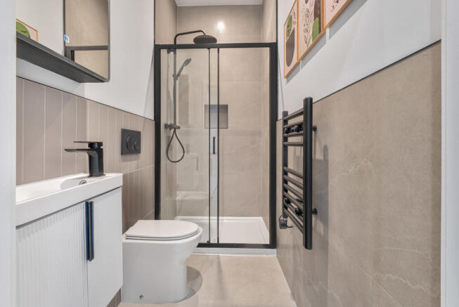 flat 2 ensuite