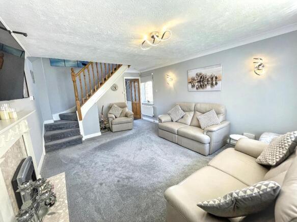 2 bed Semi-Detached for sale Image 5