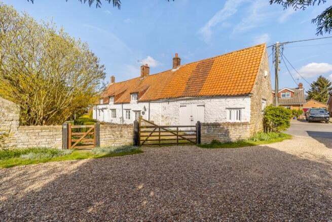 2 Club Yard (Harmston)-9