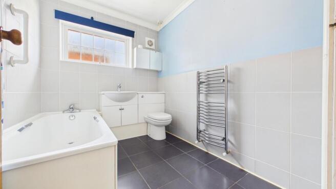 2 bed Detached Bungalow for sale Image 12