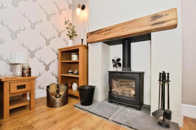 3 bed Semi-Detached for sale Image 7