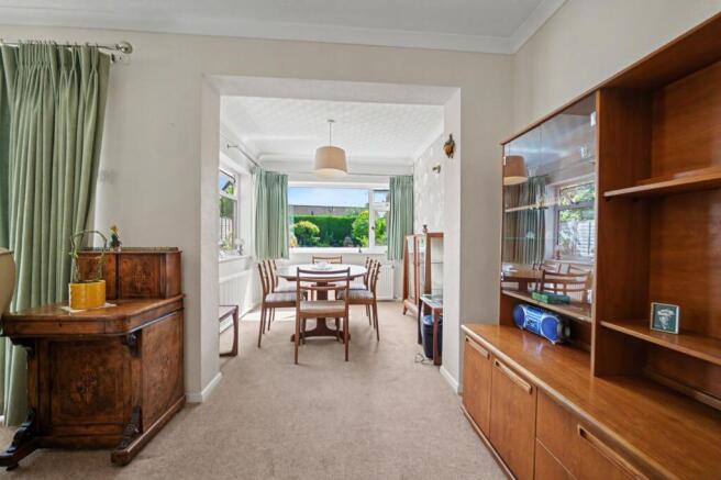 Living/Dining Area