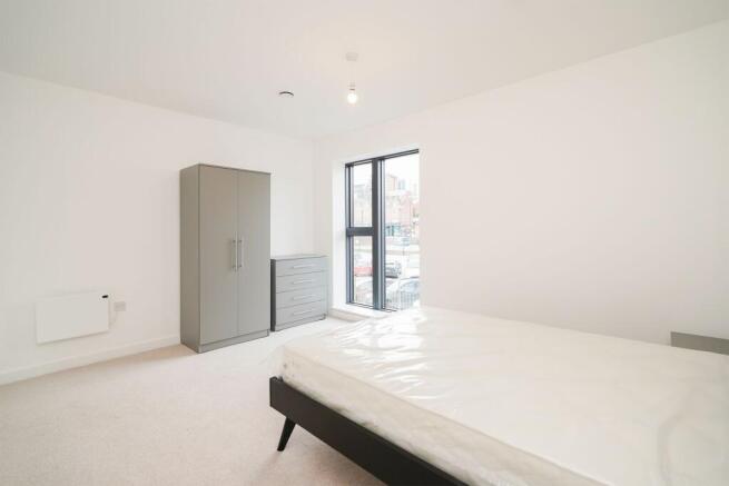 2 bed Apartment to rent Image 10