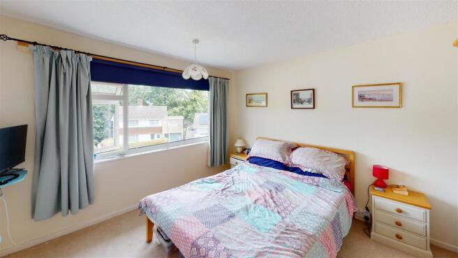 24-Marina-Avenue-Bedroom (1).jpg