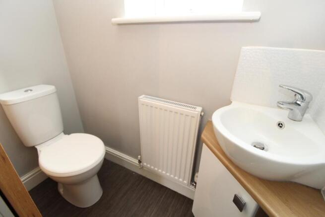 CLOAKROOM/W.C