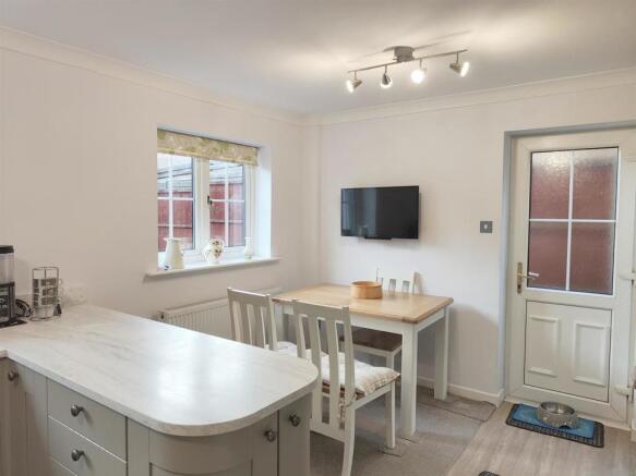 Kitchen/Breakfast Room