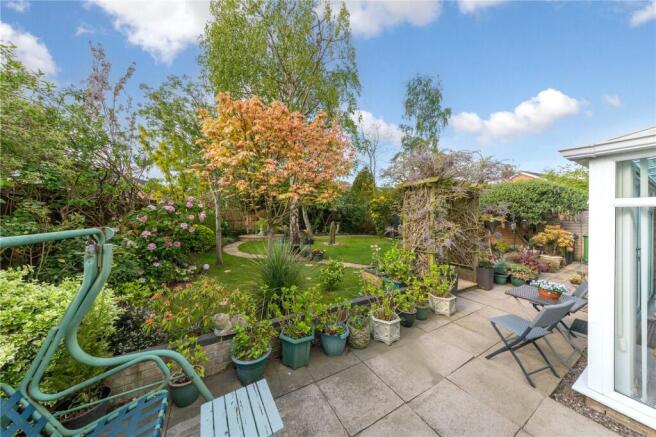Eliot Close, Newport Pagnell, Buckinghamshire, MK16 - View 4