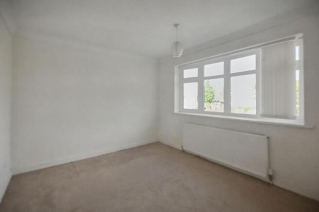 3 bed Bungalow for sale Image 8