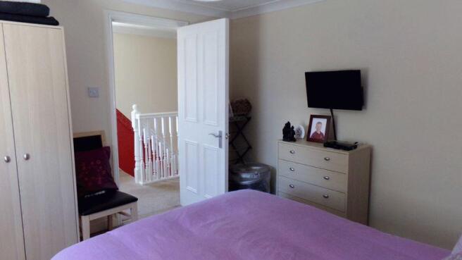 Bedroom 1 - An...