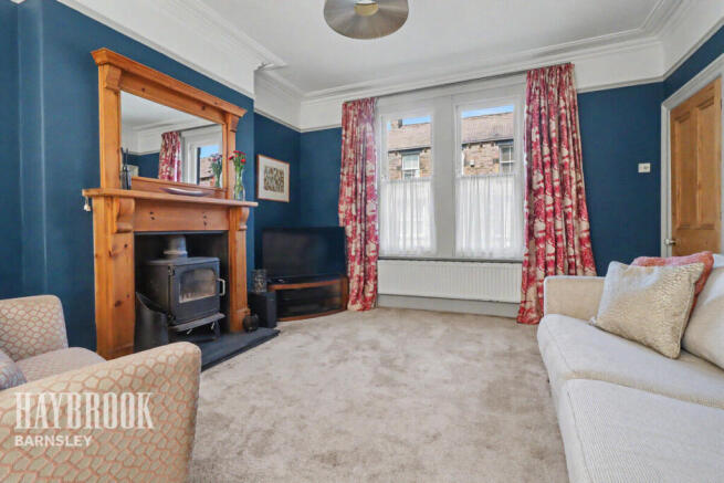 4 bed Semi-Detached for sale Image 7
