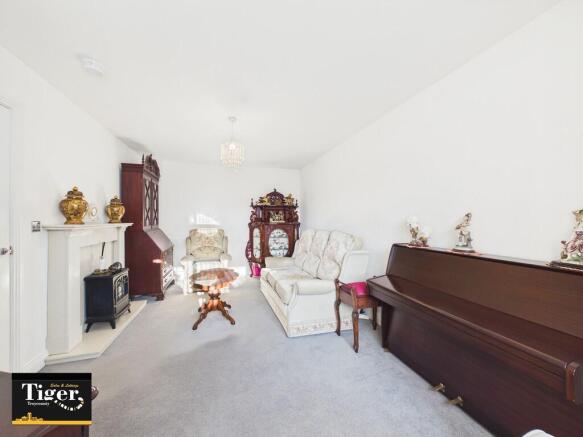 CAM03440G0-PR0552...