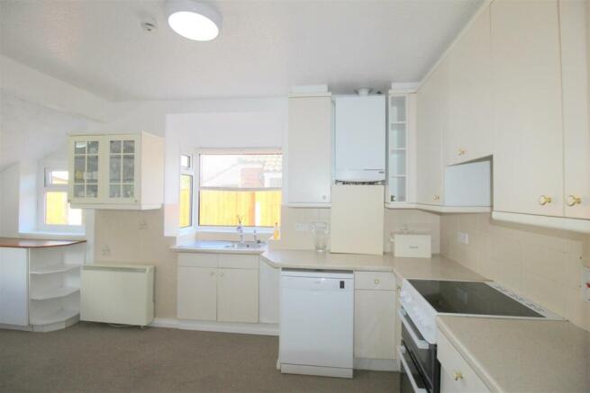 Hesketh Road, 14 - Kitchen 2.JPG