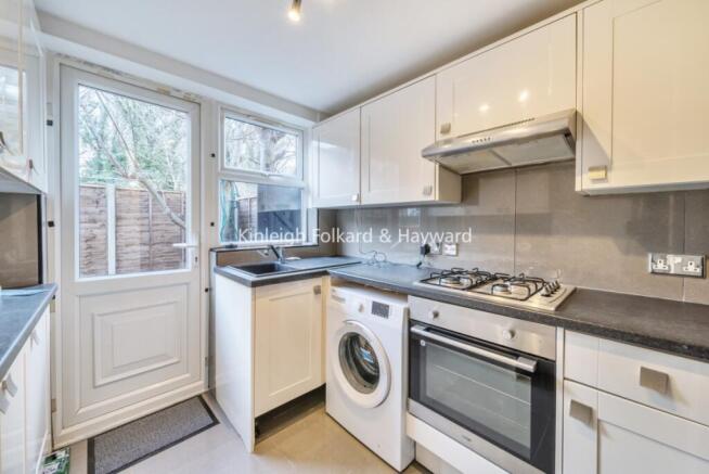 ee9e98f5-3cb2-4ded-9