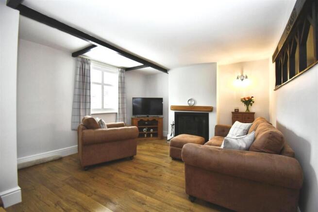 2 bed Semi-Detached for sale Image 7