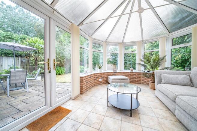 4 bed Detached for sale Image 5