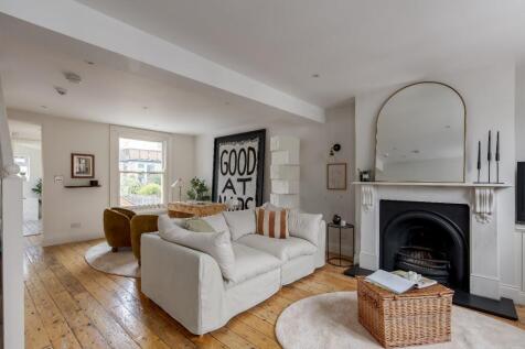 Lausanne Road, London, SE15