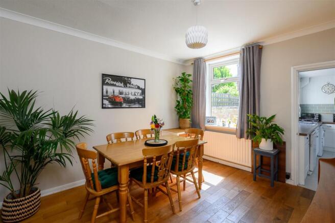 3 bed Terraced for sale Image 4