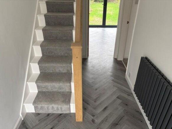 3 bed Semi-Detached to rent Image 6