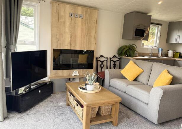 2 bed Chalet for sale Image 9