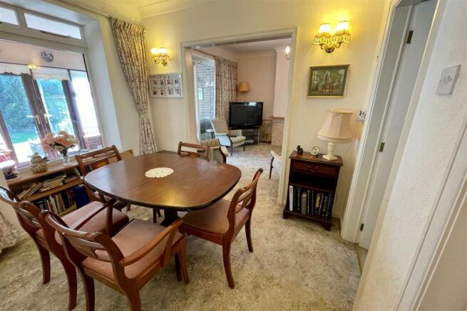13 Manor Abbey Road 17.jpg