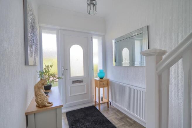 3 bed Semi-Detached for sale Image 8