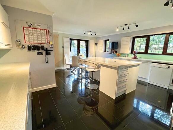 Dining Kitchen