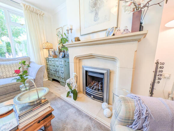 Smithy Green, Woodley photo 4