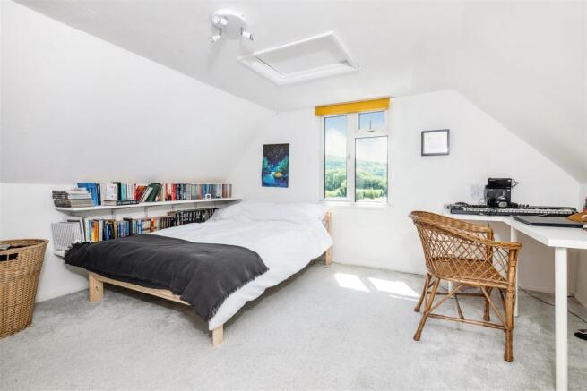 19 Paygate Cottages BN8 5RL-7.jpg
