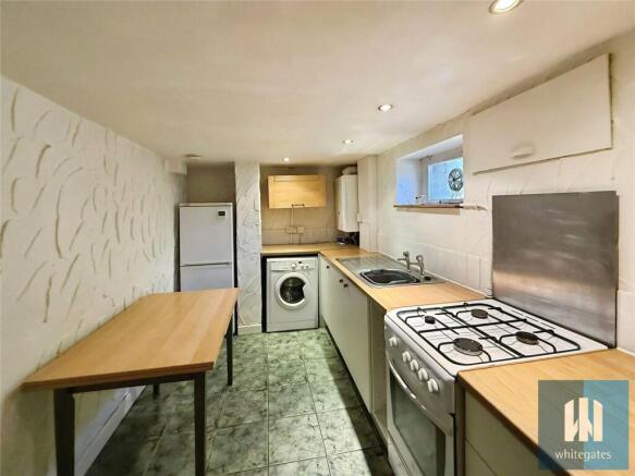 2 bed Terraced for sale Image 8