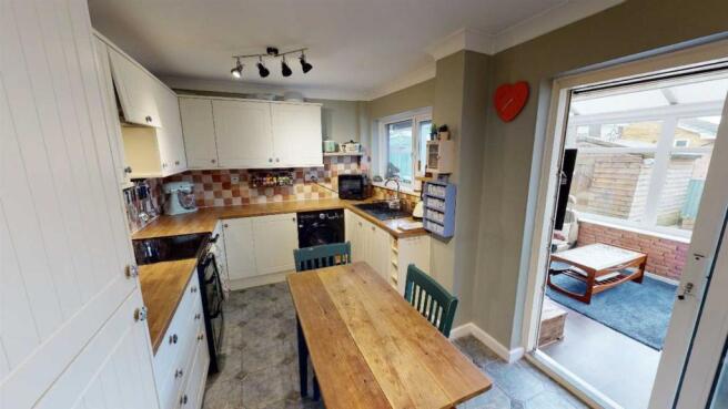Tatlock Close Kitchen