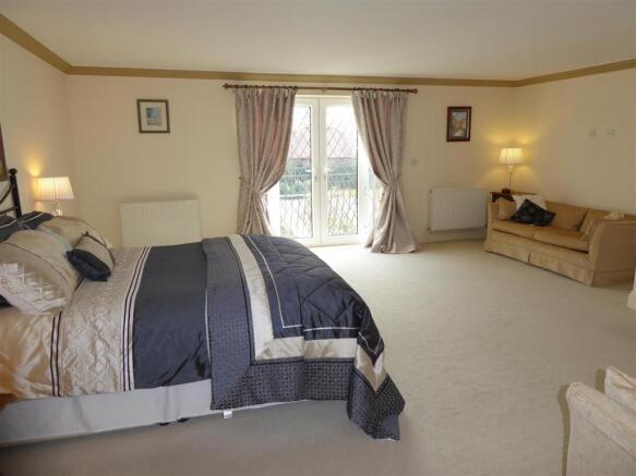 MASTER BEDROOM