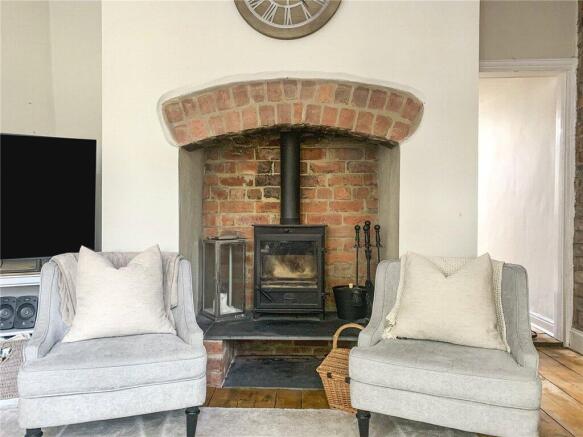 2 bed Semi-Detached for sale Image 4