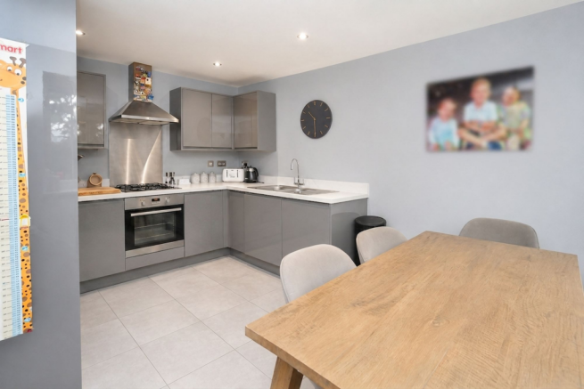 3 bed Detached for sale Image 4