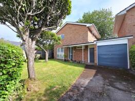 7, Lyndhurst Close, Winchester SO22 6NA