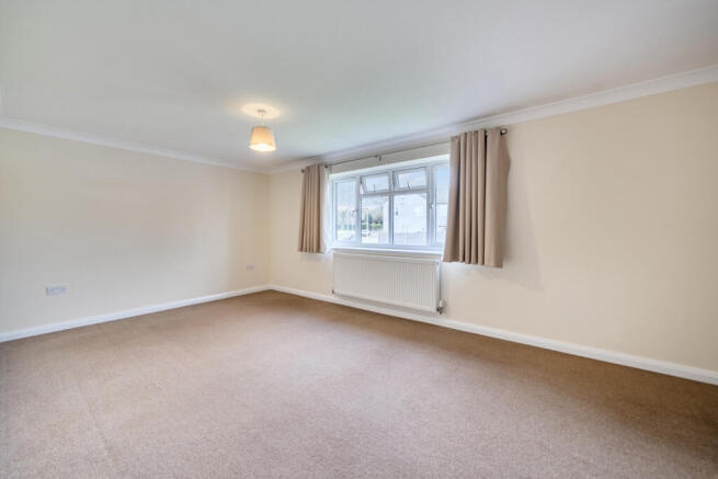 1-bed flat on Westerham Close, Gillingham, Kent, £175,000