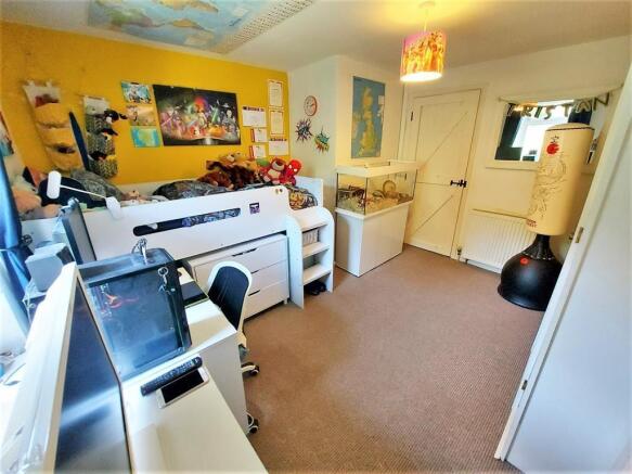 Photo 9