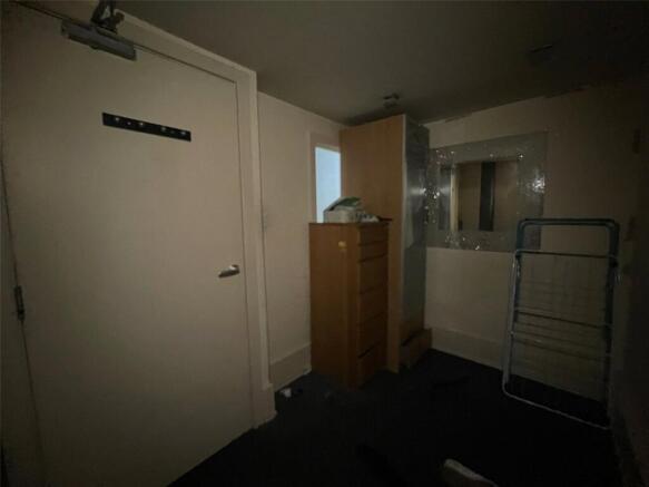 2 bed Apartment for sale Image 6