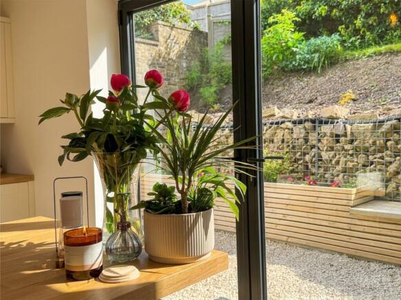 4 bed Detached for sale Image 5