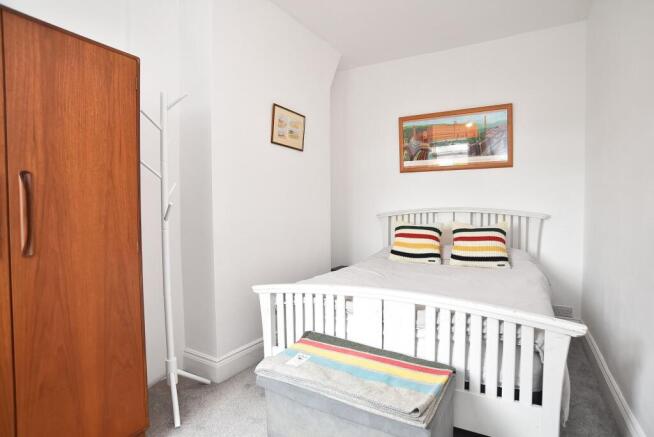 3 bed Terraced for sale Image 12