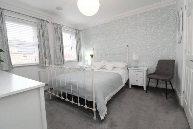 3 bed Terraced for sale Image 11