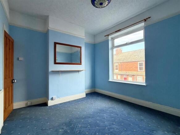2 bed Terraced for sale Image 6