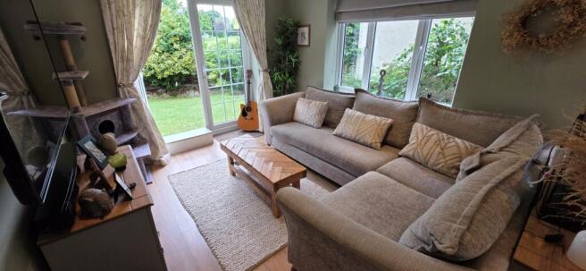 78 Ridge Crescent 1.jpg
