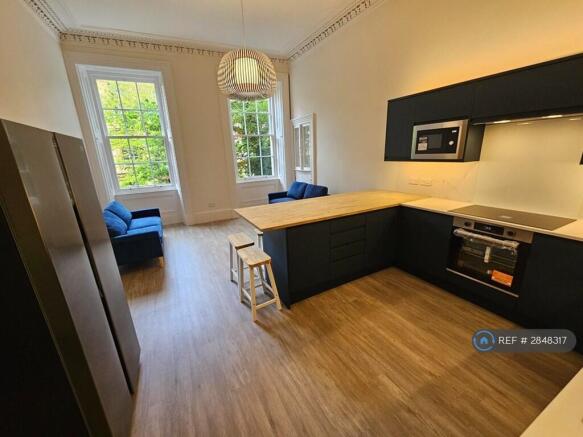 Kitchen Lounge