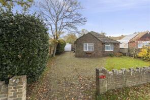 205, London Road, Hailsham BN27 3AP