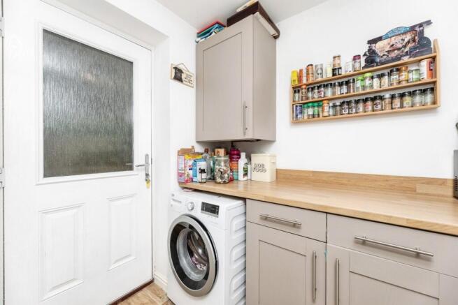 3 bed Detached for sale Image 7