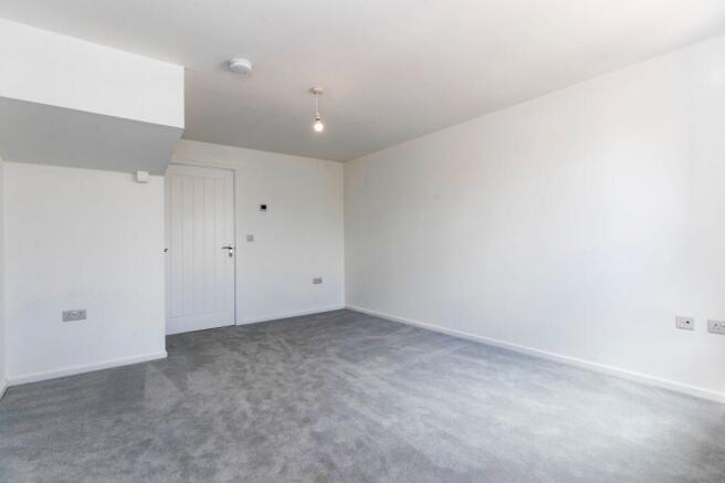 3 bed End of Terrace to rent Image 5