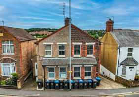 210a, Lawn Lane, Hemel Hempstead HP3 9JF
