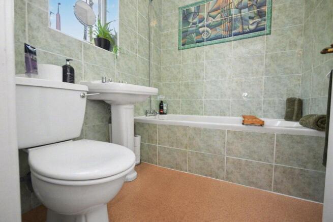3 bed Detached for sale Image 10
